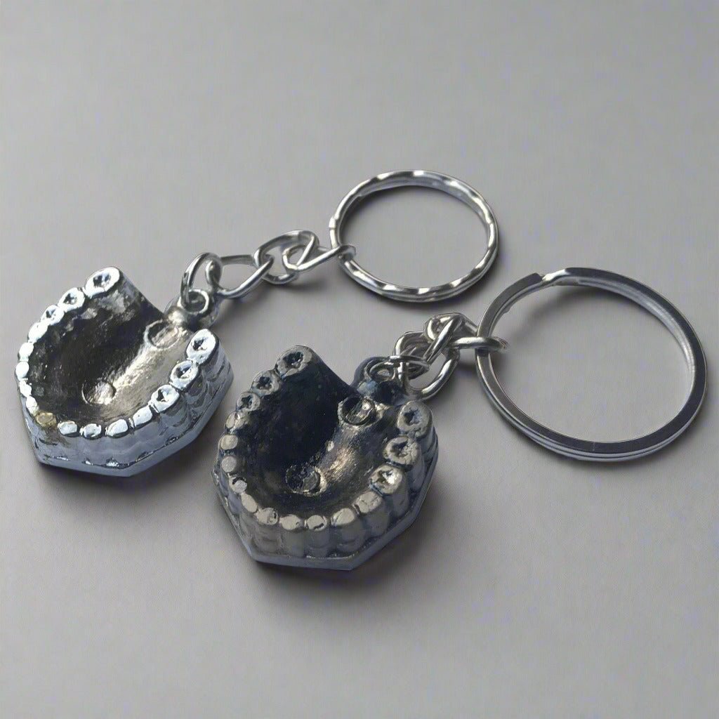 Denture_keyring_antique_and_silver - Pikku Gifts