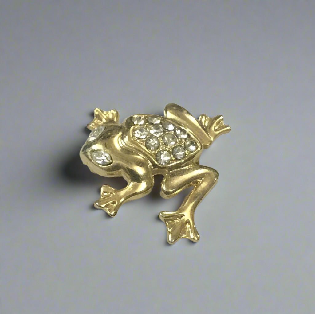 Frog-Brooch-White-Beads_c6dcf202-bbb7-494e-a54d-459b2750cf01 - Pikku Gifts