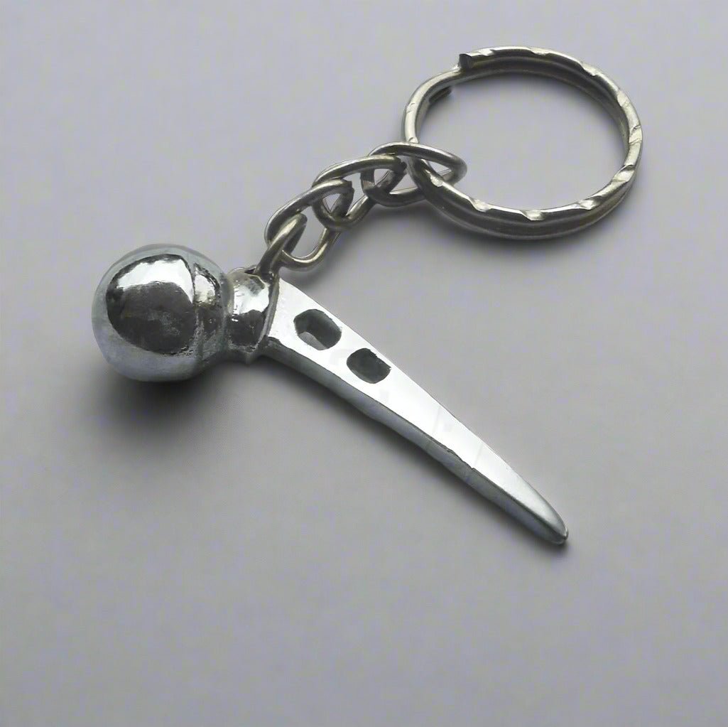 Hip-Prostheses-Ortho-Keychain-medical_7fdaa726-fc94-4f34-b9f5-fd4cc25944b3 - Pikku Gifts