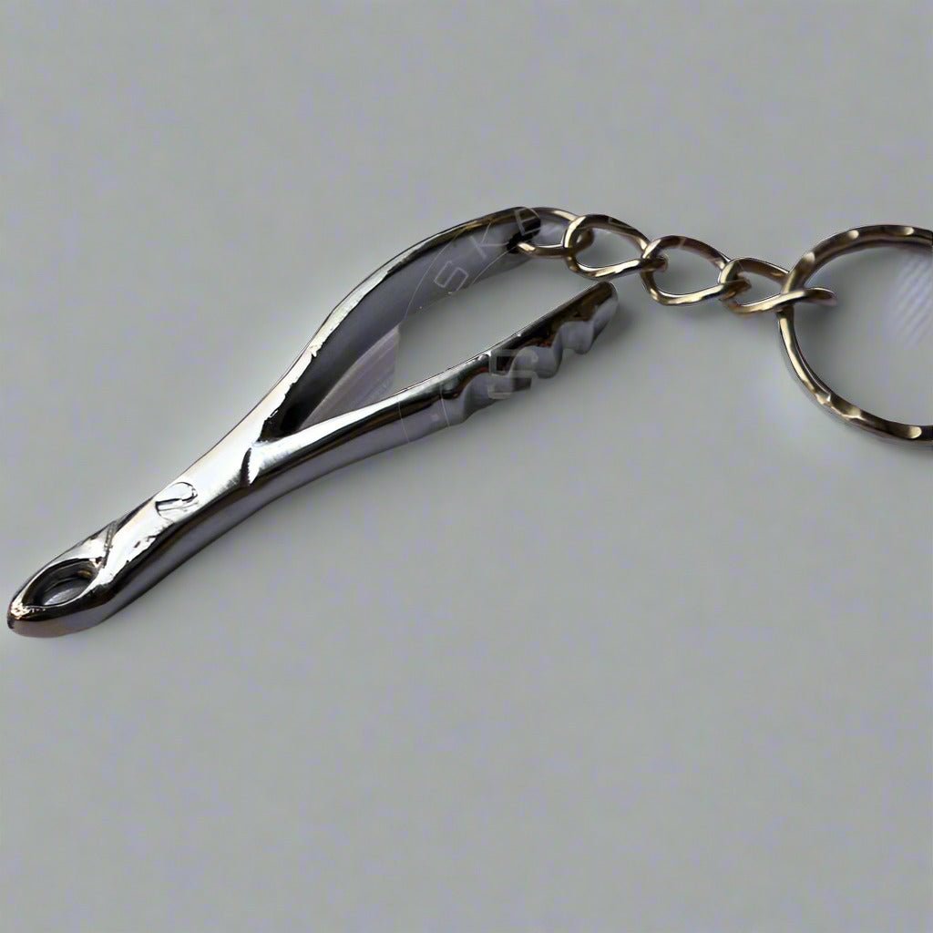 dental-forceps-keychain-fixed-silver-finish - Pikku Gifts