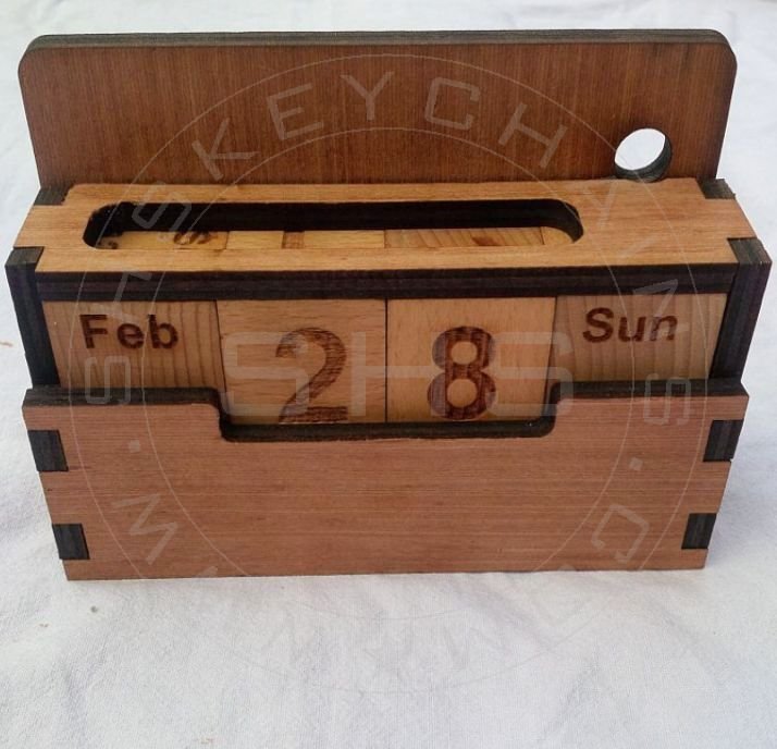 Large Wooden Perpetual Desk Calendar - Pikku Gifts