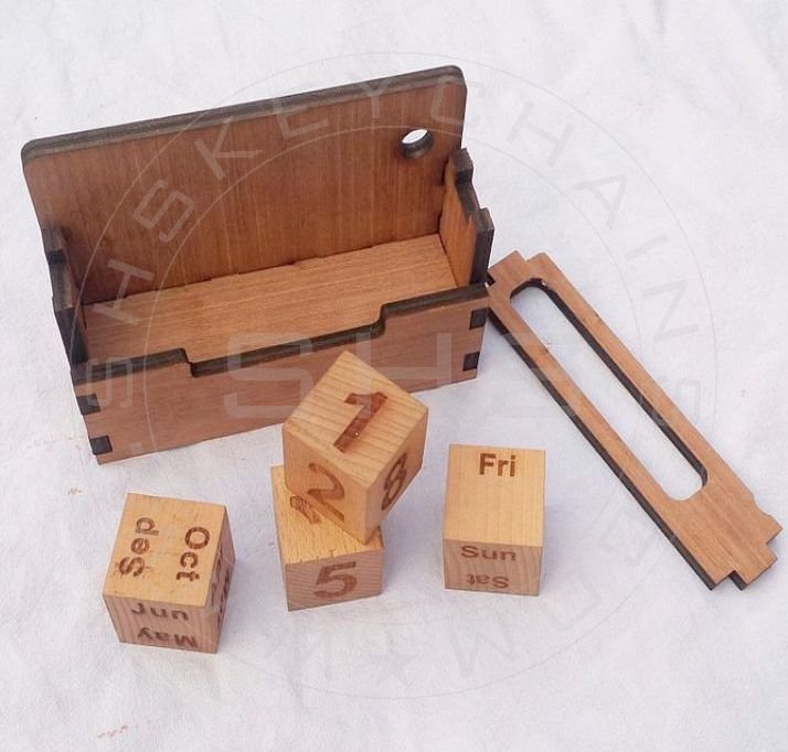 Large Wooden Perpetual Desk Calendar1 - Pikku Gifts