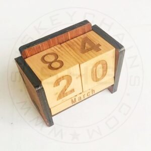 Small Wooden Perpetual Desk Calendar – Solid Wood Block Date Display